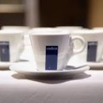 Lavazza presenta Tablì: tab al 100% di caffè senza involucro