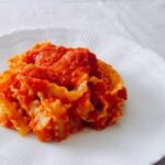 Mafalde con ragù di salsiccia e polvere di caffè